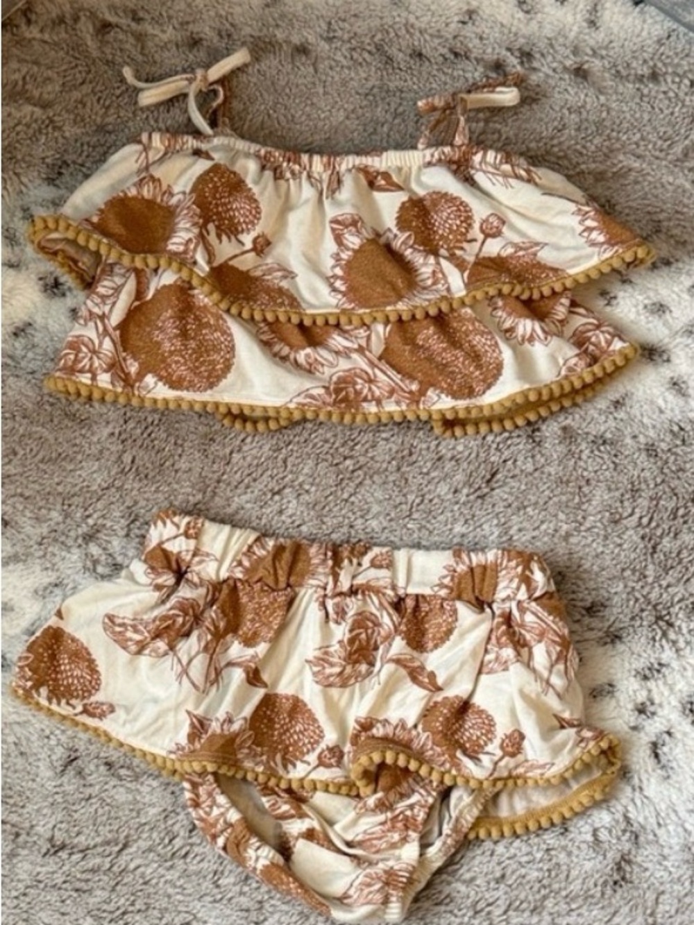 Kate Quinn Bamboo Sunflower 2-Piece Set 18–24M | Ruffle Top & Bloomers